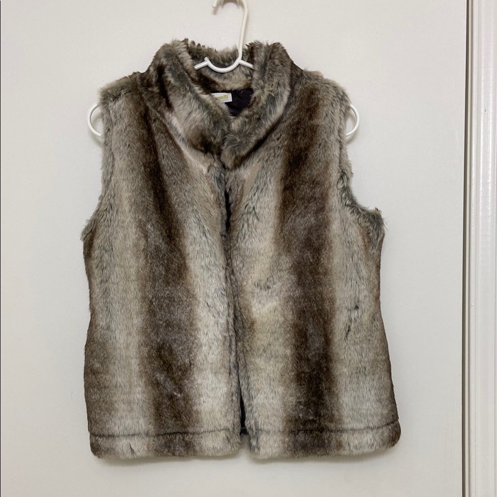 Women Faux Fur Vest - Brown